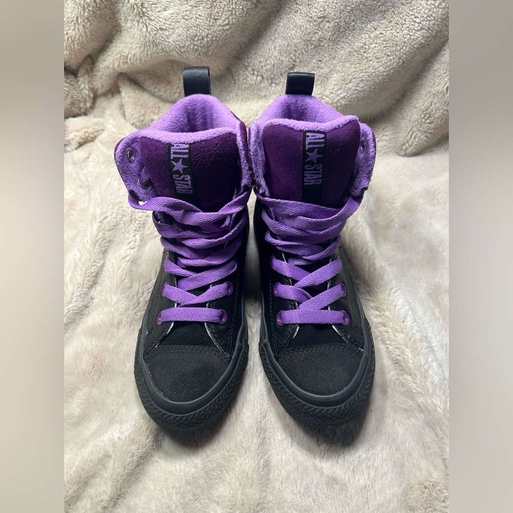 Juniors Converse Size 1 boot shoe - Picture 2 of 7